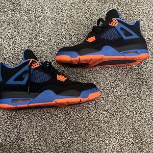 Air Jordan Knicks 4’s size 8